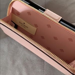 Kate Spade New York XS Max phone case wallet